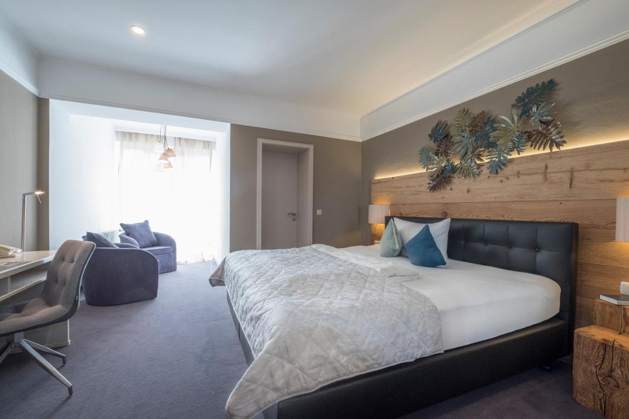 Gartenhotel Salzach Бургхаузен Екстериор снимка